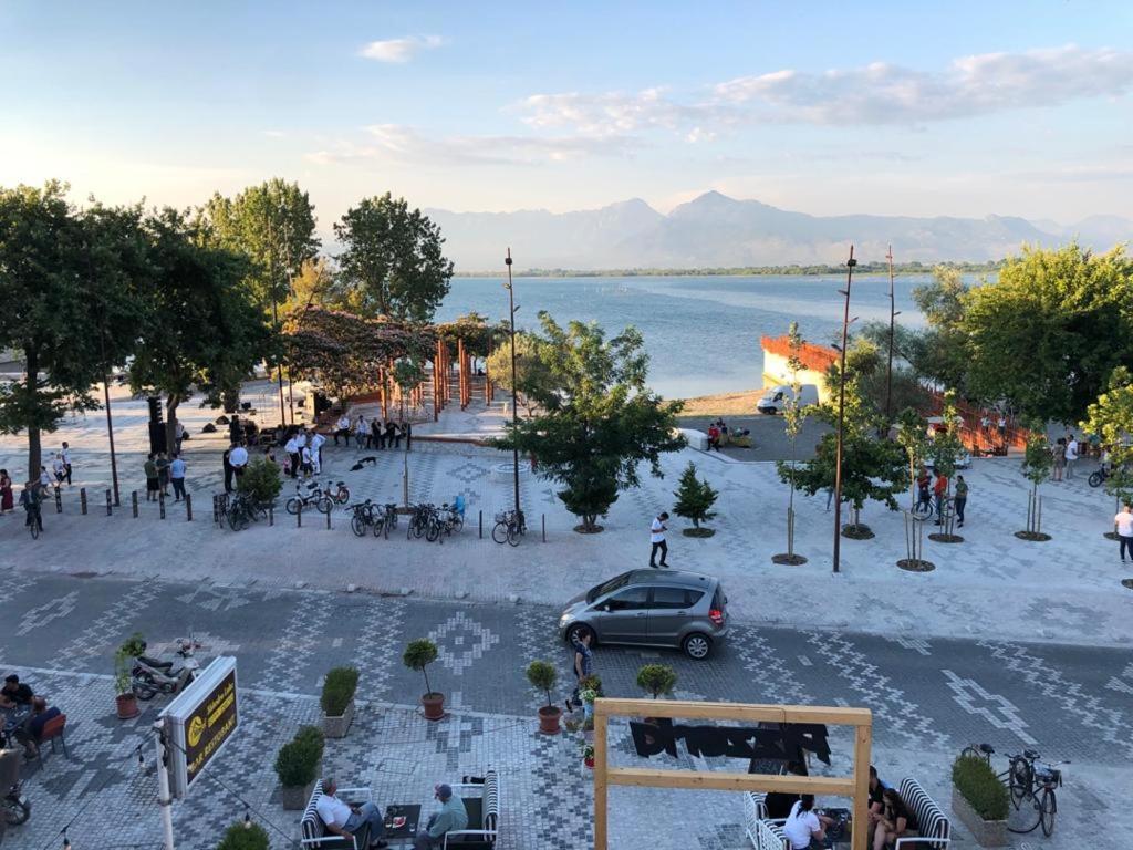 Hotel Shkodra Lake Široka Exterior foto